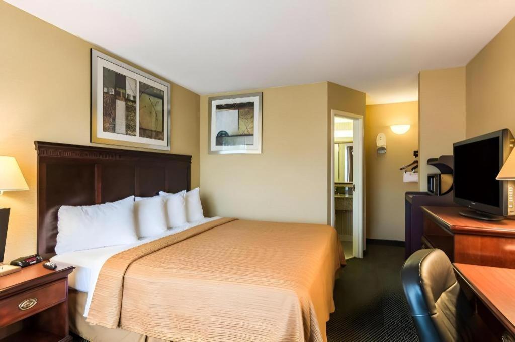 Quality Inn Manassas Eksteriør billede