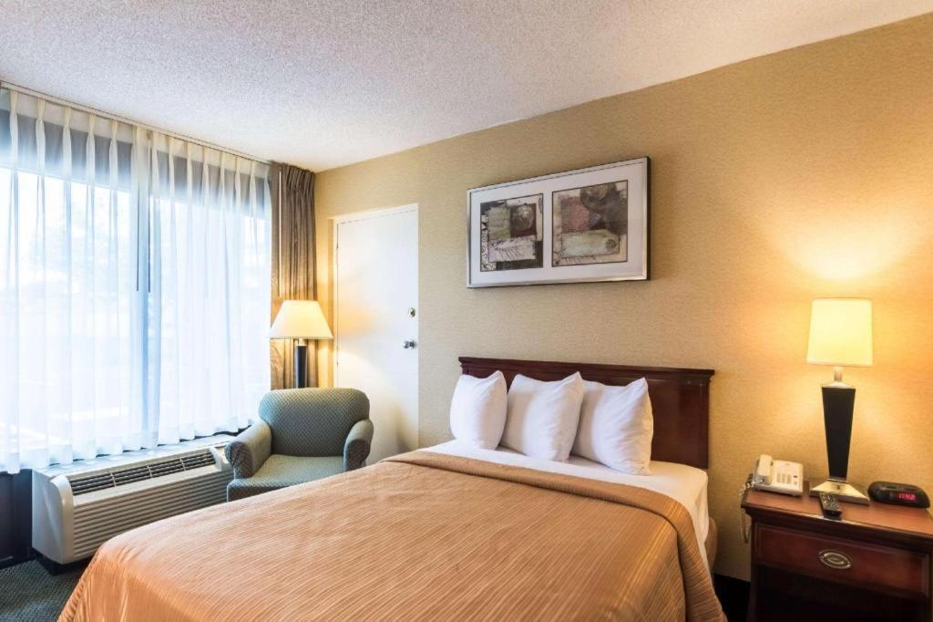 Quality Inn Manassas Eksteriør billede