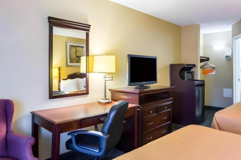 Quality Inn Manassas Eksteriør billede