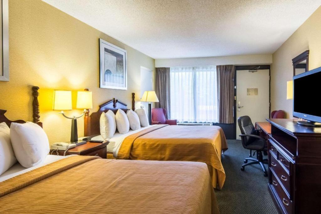 Quality Inn Manassas Eksteriør billede